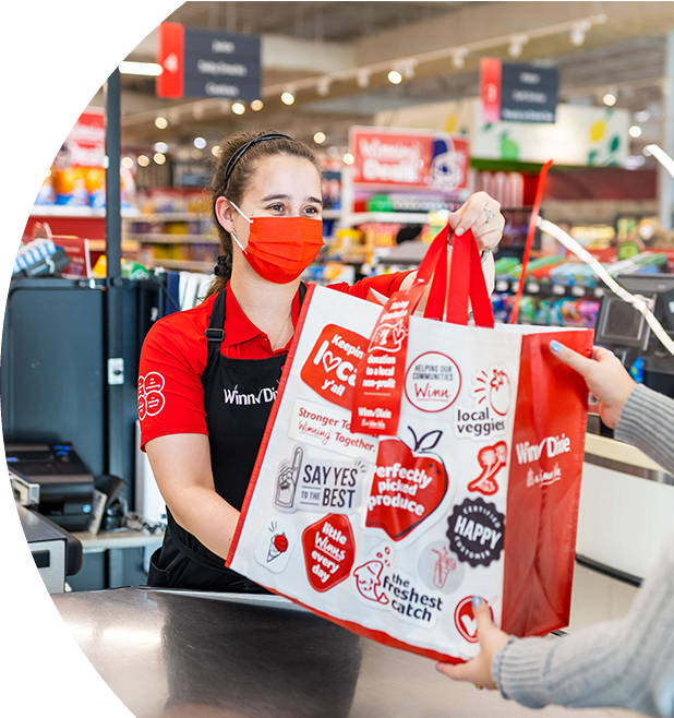 Southeastern Grocers Evolves Community Bag and Giving Tag Program to Aid Local Organizations
